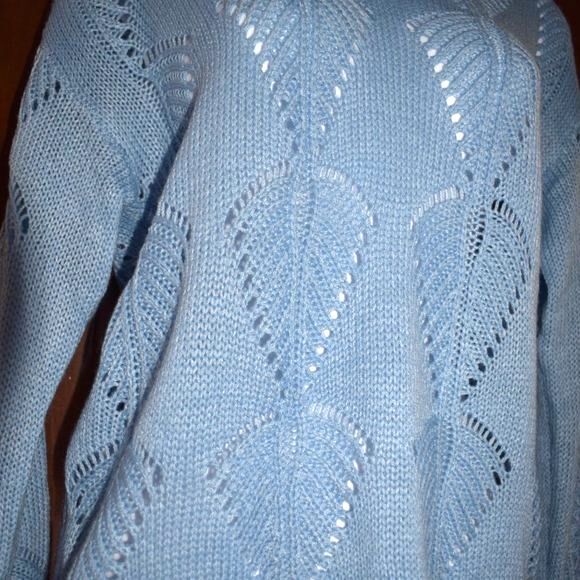Women’s Light Blue Open Knit Sweater Size Small V Neck Lightweight Sheer - Picture 6 of 12